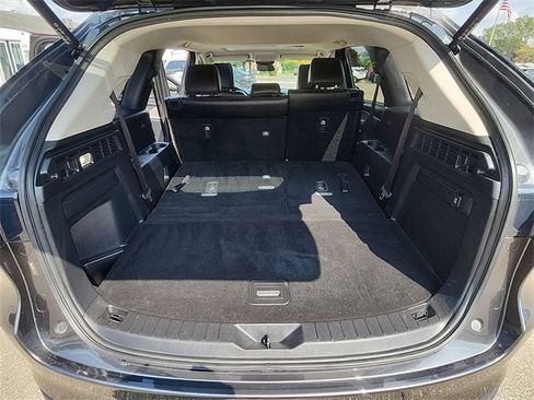 Used 2024 MAZDA CX-90 3.3 Turbo w/ Preferred Plus image 25