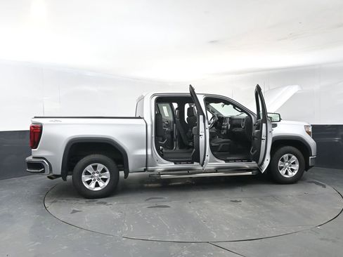 Certified 2022 GMC Sierra 1500 SLE image 30