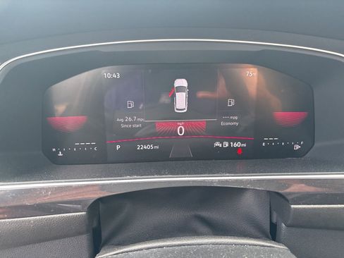 Used 2024 Volkswagen Tiguan SE R-Line image 9