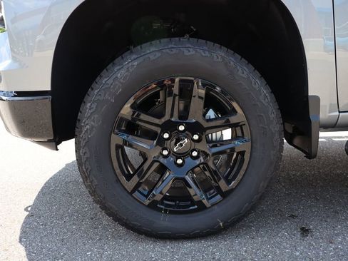 New 2026 Chevrolet Silverado 1500 Custom Trail Boss w/ LPO, Dark Essentials Package AWD/4WD image 27