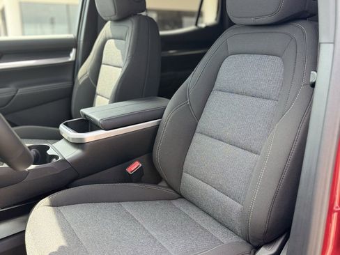 Used 2026 GMC Terrain Elevation w/ Black Edition image 11