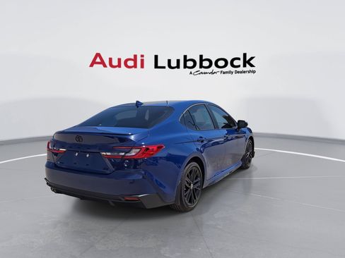 Used 2026 Toyota Camry SE w/ Convenience Package FWD image 8