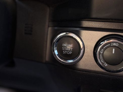 Used 2021 Toyota Tacoma TRD Off-Road w/ TRD Premium Off Road Package image 18