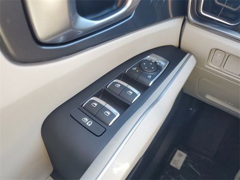 New 2026 Kia Sorento S w/ S Panoramic Sunroof Package image 29