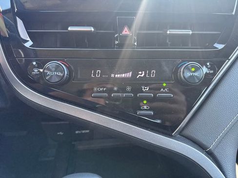 Used 2024 Toyota Camry SE FWD image 23