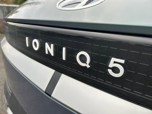 Used 2024 Hyundai Ioniq 5 SEL image 31