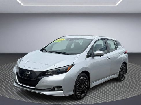 Used 2024 Nissan Leaf SV Plus FWD image 3