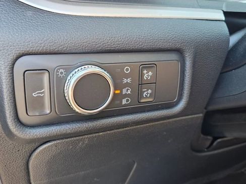 Used 2020 Ford Explorer XLT RWD image 27