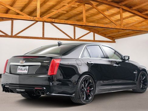 Used 2017 Cadillac CTS V w/ Luxury Package image 5