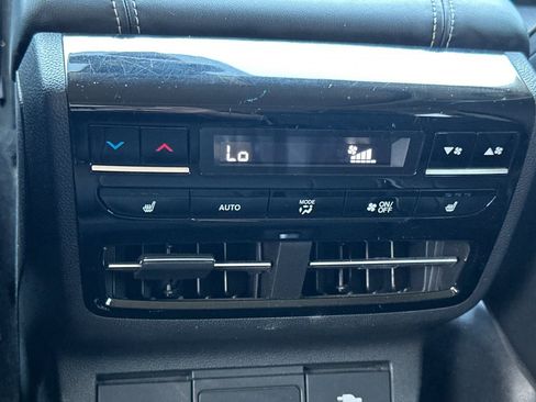 Used 2023 Acura MDX SH-AWD w/ Advance Package image 42