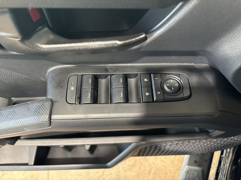 New 2026 Toyota Tacoma SR5 image 13