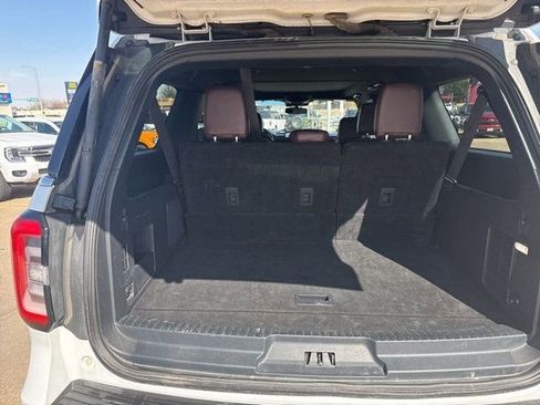 Used 2023 Ford Expedition Max Limited AWD/4WD image 7