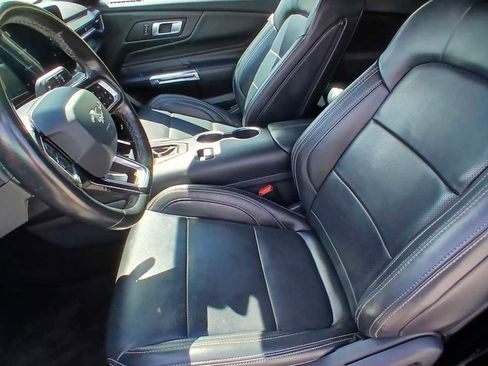 Used 2025 Ford Mustang Premium RWD image 11