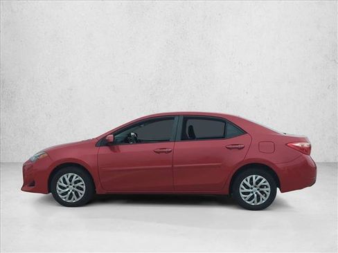 Used 2017 Toyota Corolla LE image 8
