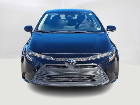 Certified 2024 Toyota Corolla LE image 3