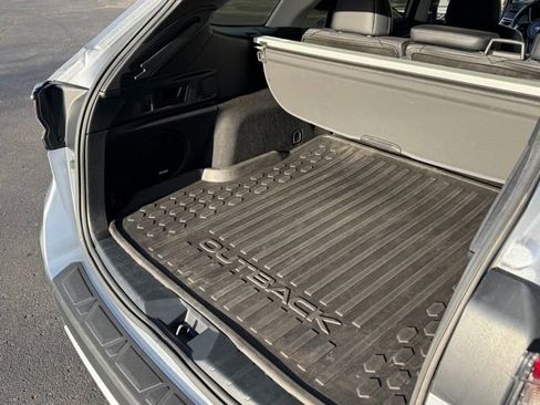 Used 2021 Subaru Outback Limited w/ Popular Package #2 image 31