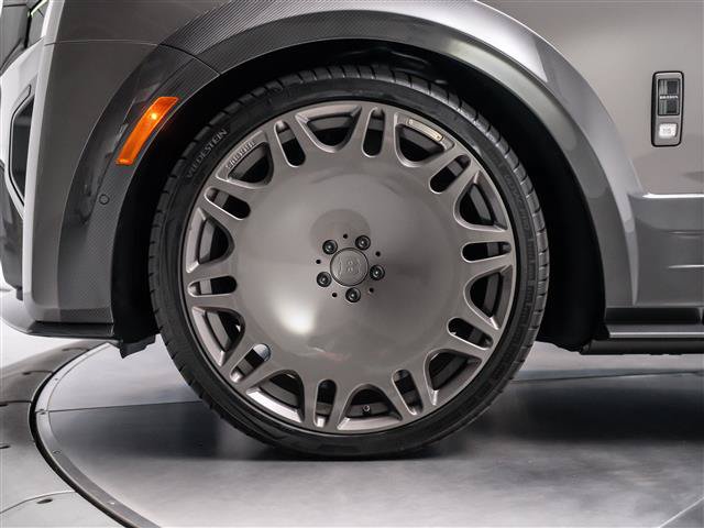 Used 2025 Rolls-Royce Cullinan AWD/4WD image 9