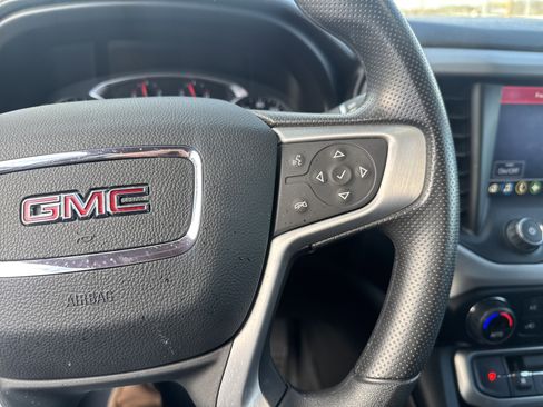 Used 2021 GMC Acadia SLE w/ Driver Convenience Package image 20