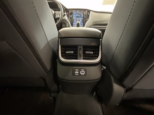 Used 2025 Subaru Outback Premium AWD/4WD image 26