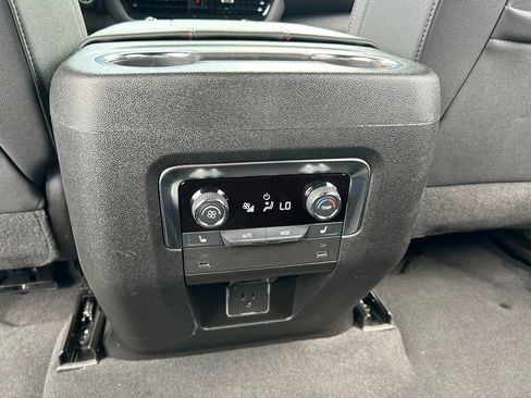 Used 2025 Chevrolet Suburban RST w/ Comfort Package RWD image 44