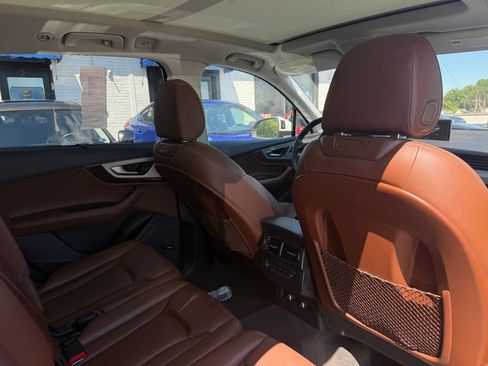Used 2018 Audi Q7 2.0T Premium Plus w/ Premium Plus Package AWD/4WD image 19
