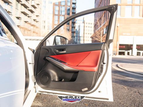 Used 2019 Lexus IS 350 F Sport image 44