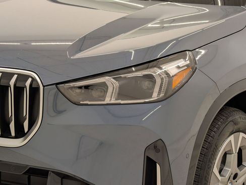 New 2026 BMW X1 xDrive28i w/ Convenience Package AWD/4WD image 11