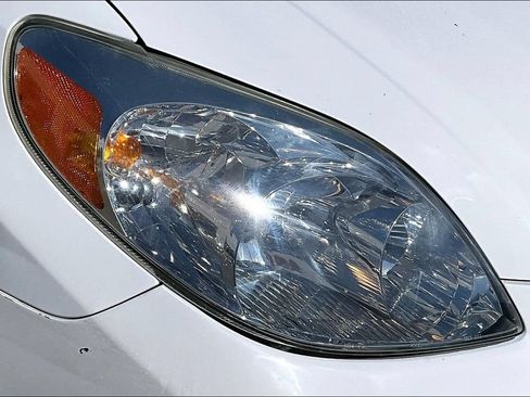 Used 2003 Toyota Matrix XR w/ Sport Pkg FWD image 32