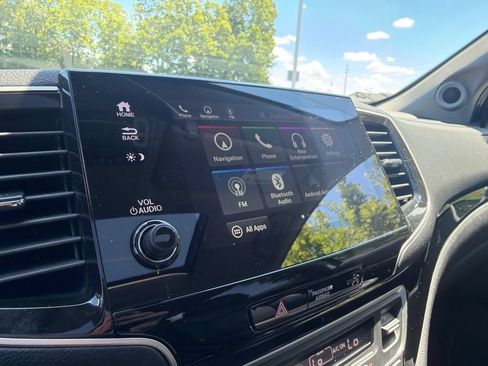 Used 2020 Honda Pilot Elite image 32