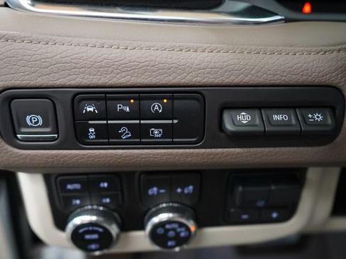 Used 2024 GMC Yukon Denali w/ Max Trailering Package AWD/4WD image 23