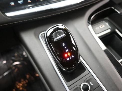 Used 2021 Cadillac Escalade Sport w/ Driver Assist Tech Package AWD/4WD image 34
