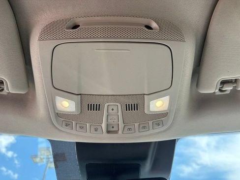 Used 2021 Ford Expedition XLT AWD/4WD image 24