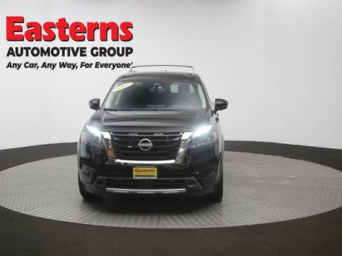 Used 2025 Nissan Pathfinder SL w/ SL Premium Package AWD/4WD image 56