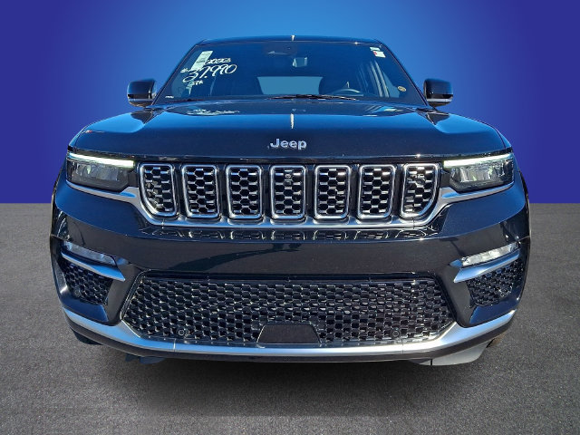 Used 2023 Jeep Grand Cherokee Summit w/ Adv Protech Group IV AWD/4WD image 2