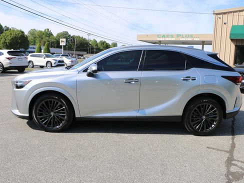 Used 2025 Lexus RX 350 Premium w/ Convenience Package FWD image 2