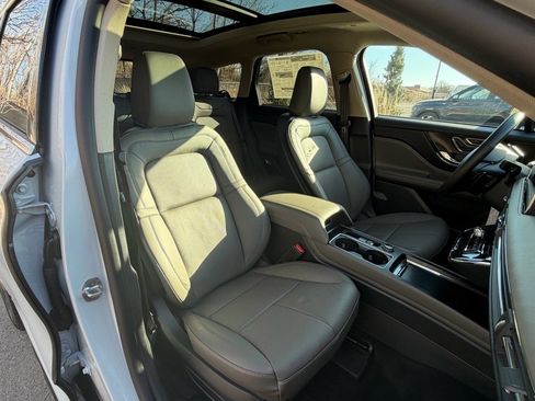 New 2026 Lincoln Corsair Grand Touring image 12