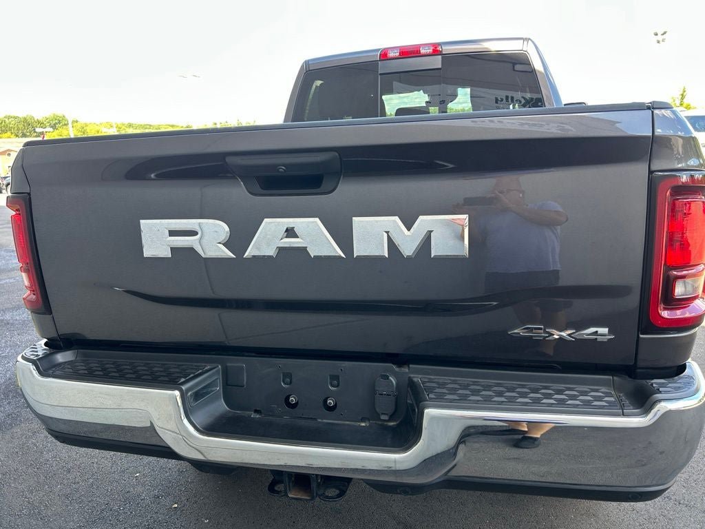 Used 2025 RAM 2500 Tradesman AWD/4WD image 5