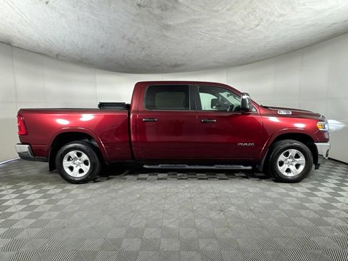 Certified 2025 RAM 1500 Big Horn AWD/4WD image 4