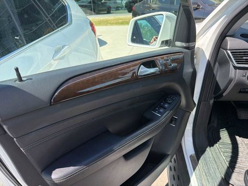 Used 2015 Mercedes-Benz ML 350 4MATIC image 13