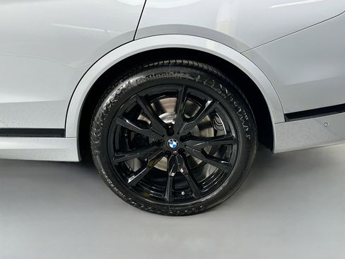 New 2026 BMW X7 M60i image 33