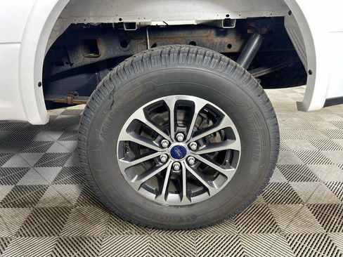 Used 2018 Ford F150 XLT w/ Equipment Group 302A Luxury AWD/4WD image 21
