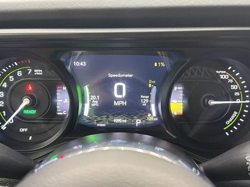 Used 2025 Jeep Wrangler Unlimited Sahara w/ Safety Group image 29