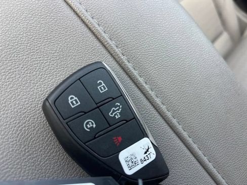 Used 2024 Chevrolet Silverado 1500 RST AWD/4WD image 36