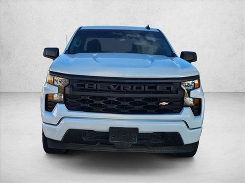 Used 2023 Chevrolet Silverado 1500 Custom AWD/4WD image 2