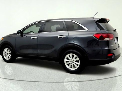 Used 2019 Kia Sorento AWD image 7