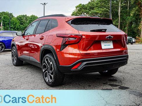 Used 2024 Chevrolet Trax RS w/ Driver Confidence Package FWD image 12