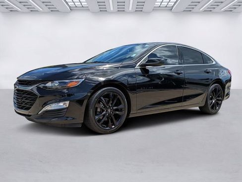 Used 2022 Chevrolet Malibu LT w/ Midnight Edition FWD image 9