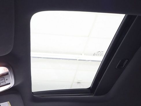 Used 2015 Dodge Durango R/T w/ Blacktop Package image 22