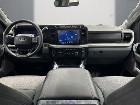 Used 2024 Ford F250 XLT w/ XLT Premium Package AWD/4WD image 18