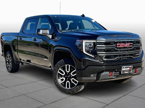 Certified 2022 GMC Sierra 1500 AT4 w/ AT4 Preferred Package image 2